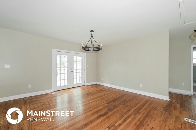 Photo - 129 McClean St