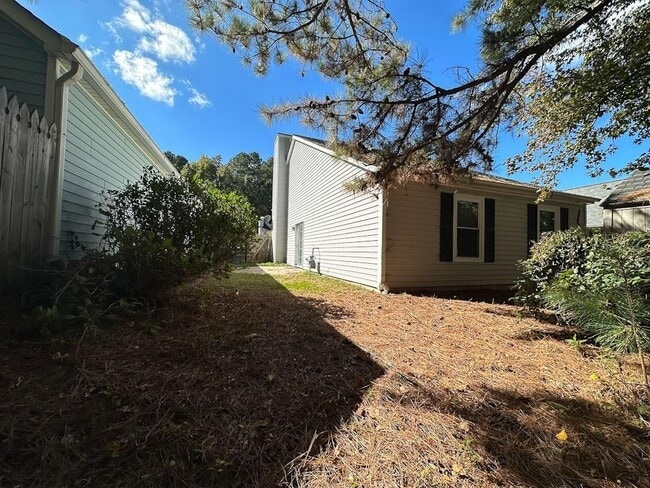 2747 Highland Ridge NW