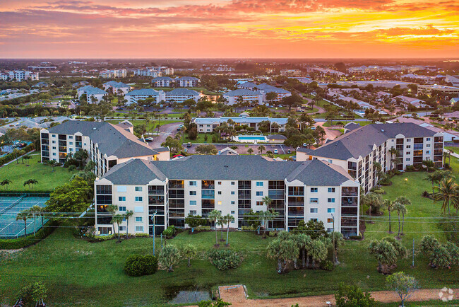 Building Photo - 275 Palm Ave Unit C406 Rental