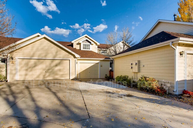 Photo - 906 Richmond Dr Townhome