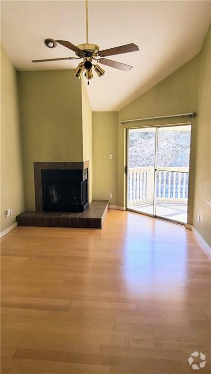 Building Photo - 2450 Wickersham Ln Unit 102 Rental