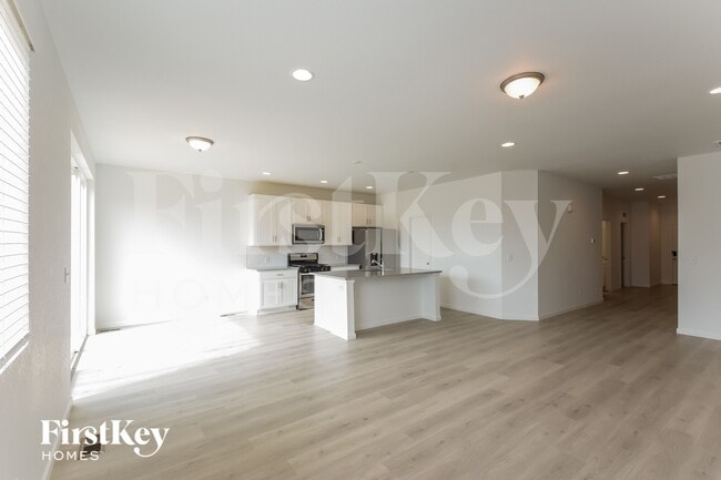 Photo - 14593 Normande Dr