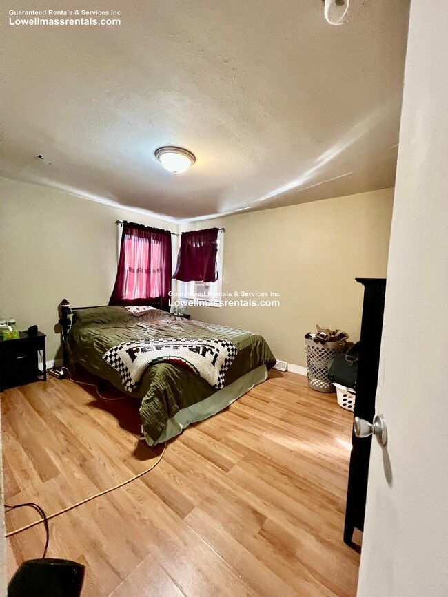 Photo - 48 Alma St