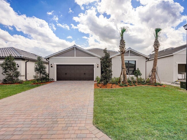 Southeast Courances Drive, Port St. Lucie,... - Southeast Courances Drive, Port St. Lucie,... House