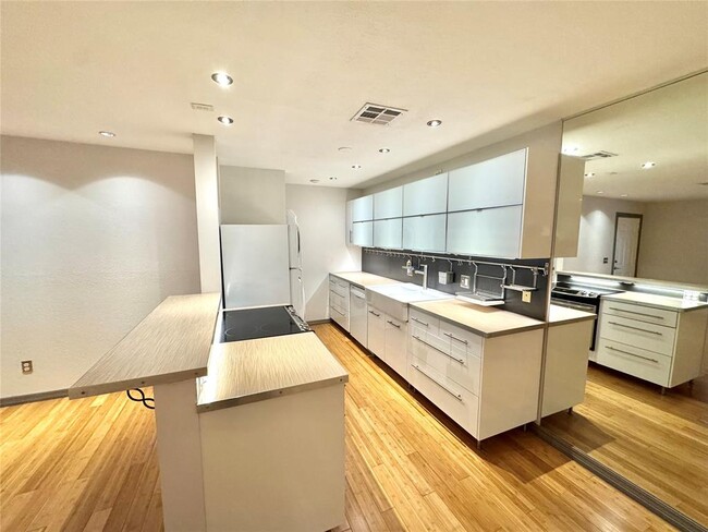 Photo - 4400 Hemingway Dr Unidad 202