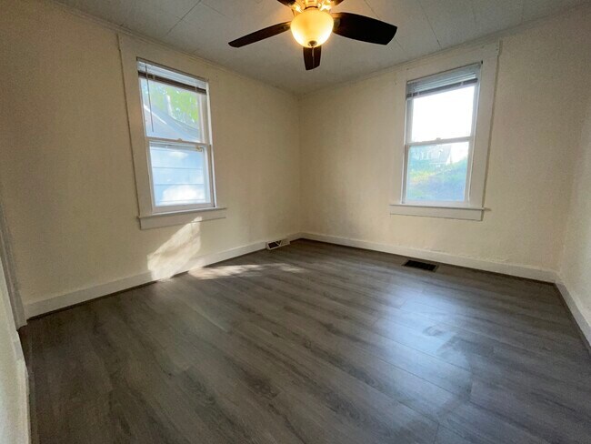 Photo - 108 Karns Ave