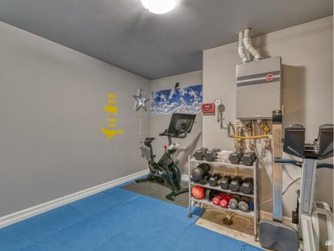 Photo - 6554 Hunt Highlands Loop