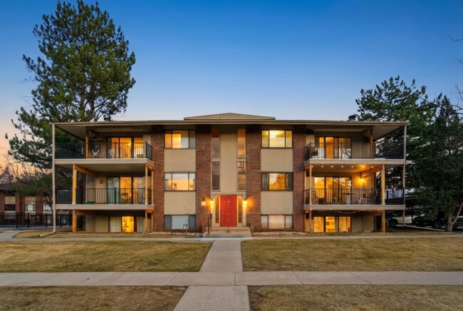 Photo - 600 Manhattan Dr Unit Apt A7