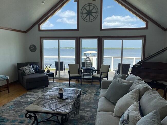 Photo - 111 Morning Glory Ln