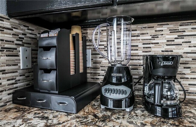 Photo - 1400 Castle Crest Dr