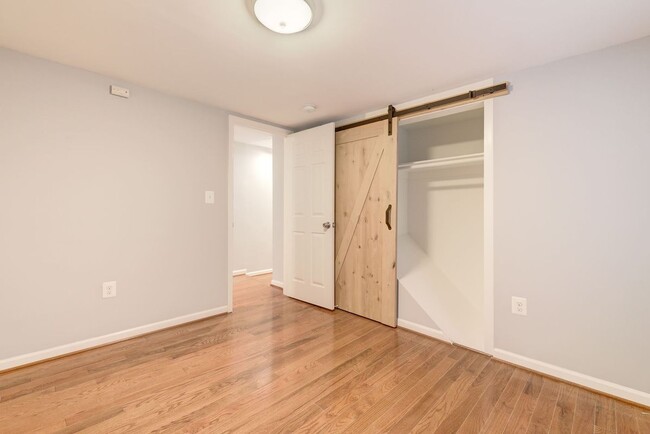 Photo - 1914 10th St NW