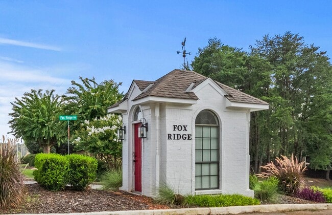 Photo - Charming Home in Fox Ridge Subdivision – V...