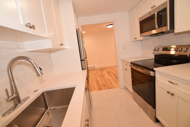 Photo - 72 Longwood Ave Unidad 72