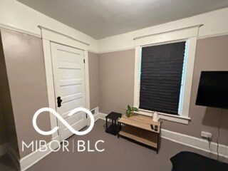 Photo - 2405-2407 S Meridian St