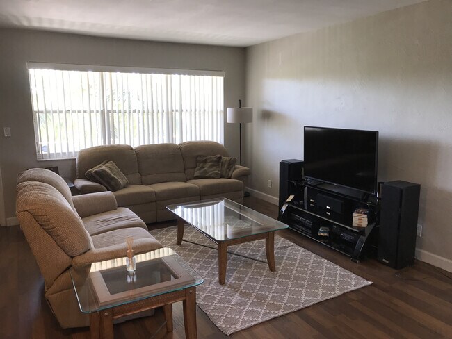 Living Room - 6200 NE 22nd Way Unit 305