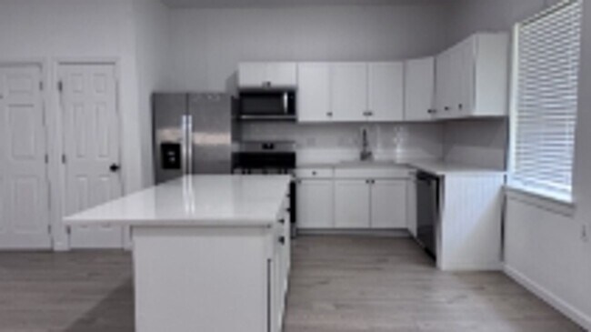 200 N Church Unit 2