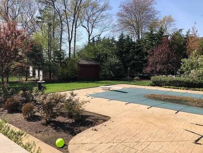 Photo - Renovated 5BR Colonial with Pool in North Dover