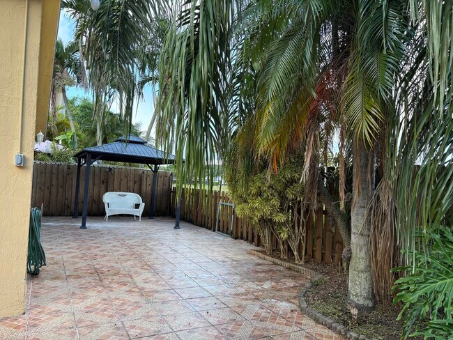 Photo - 14750 SW 156th Ave