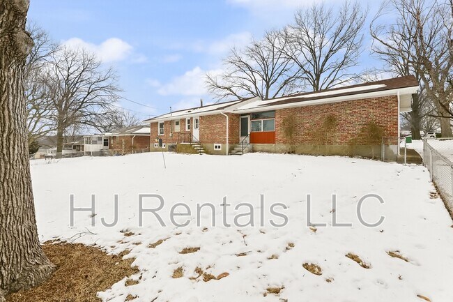 Photo - 1319 Chambers Rd