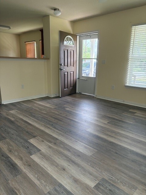 Photo - 619 N Vionett Ln