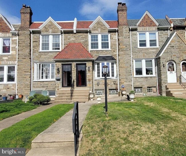 Building Photo - 3419 Oakmont St Rental