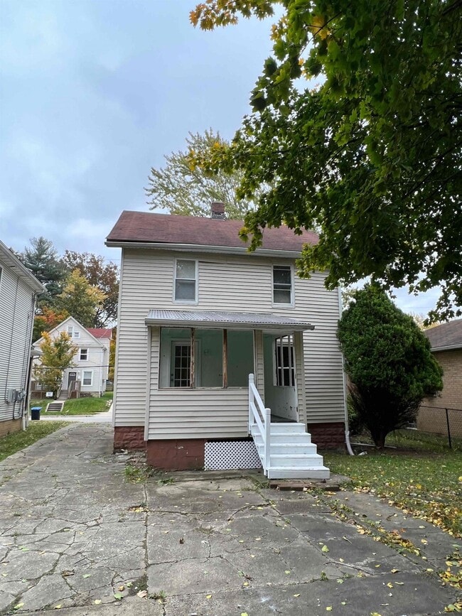 Photo - 400 Noble Ave