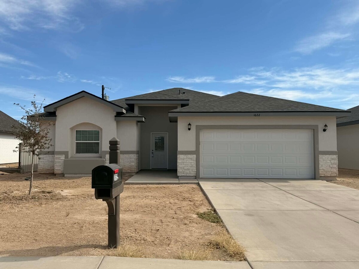 Photo - 1632 S Cherry St