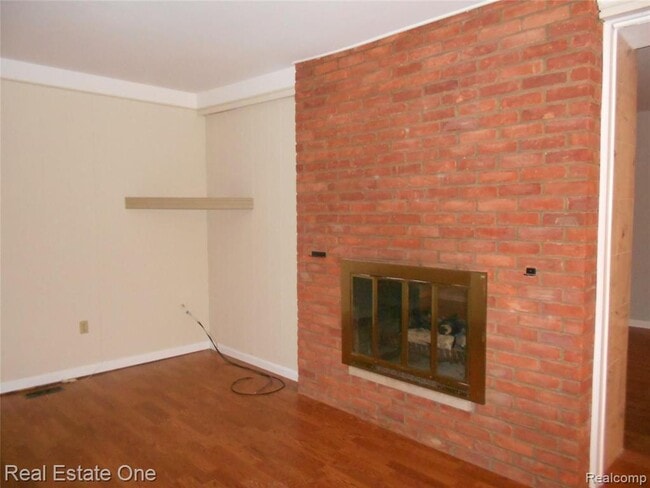 Photo - 3541 Tothill Dr