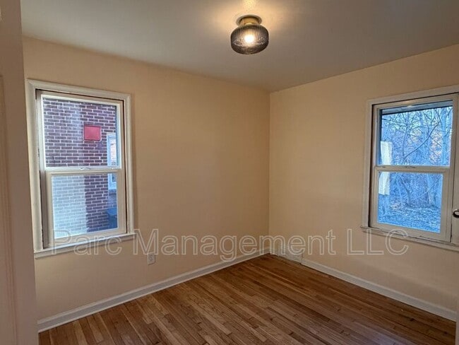 Photo - 16121 W Parkway St