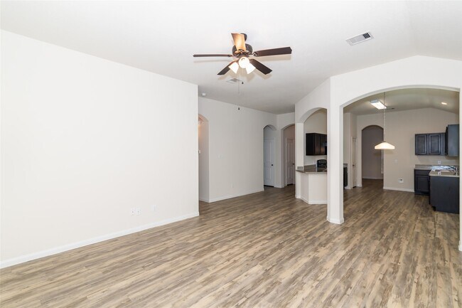 Photo - 2511 Camarilla Ln