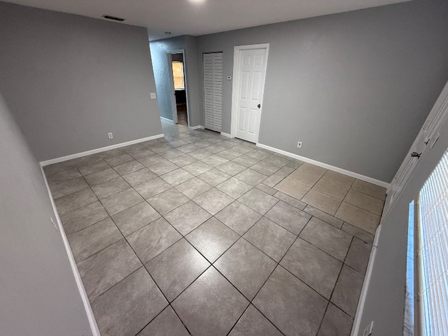 Photo - 908 Lora St Unit A