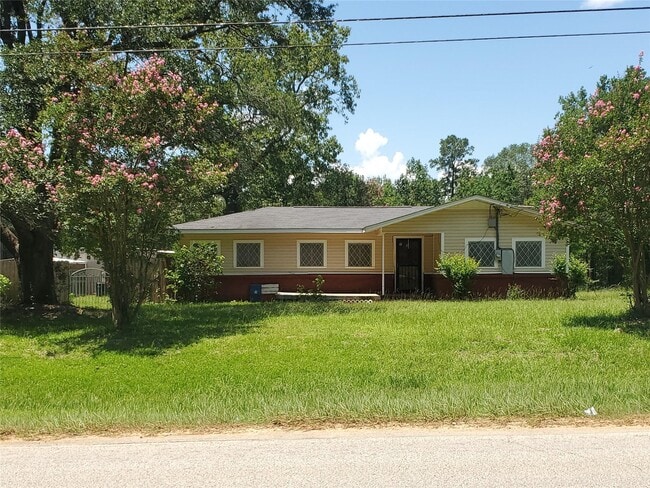 Photo - 12021 Old Montgomery Rd
