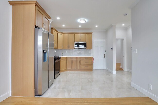 Photo - 915 Central Ave Unit 2