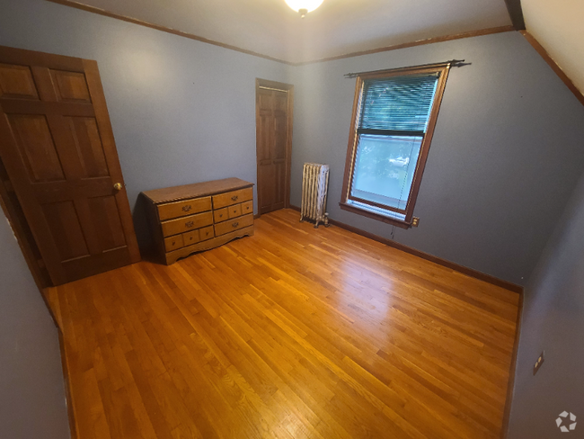 Building Photo - 133 Dartmouth St Rental