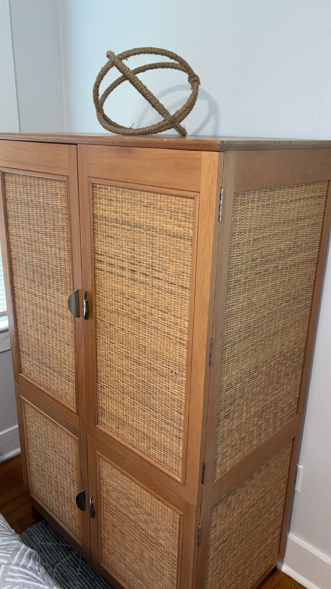 Photo - Furnished One Bed in Belhaven