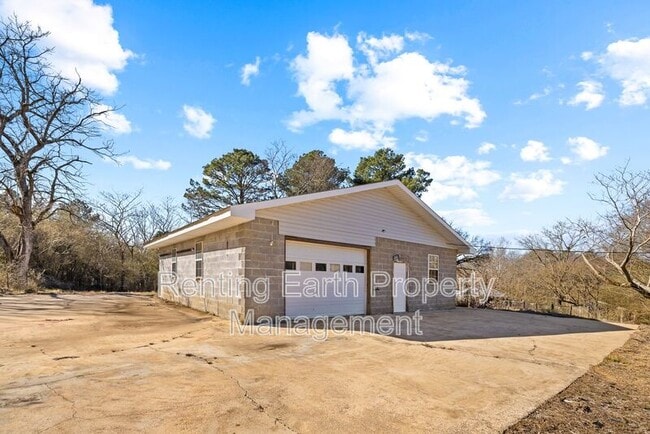 Photo - 1630 Virginia Ln