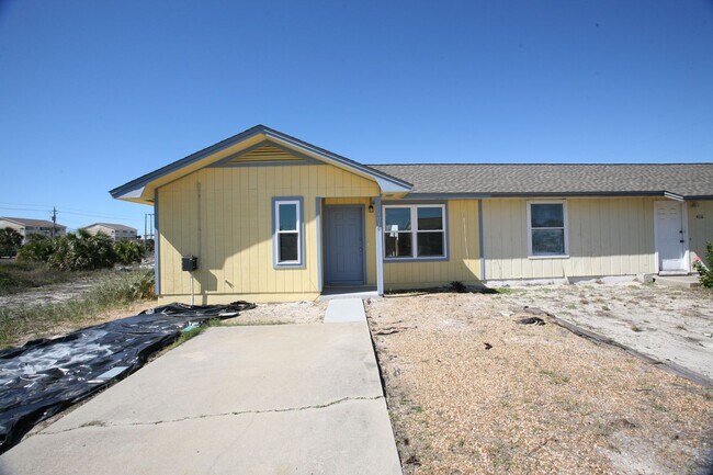 Photo - Beautifully updated 1 bedroom apartment within walking distance to the beach!