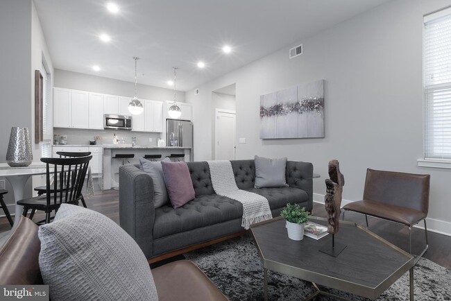 Photo - 1555 Ridge Ave Unidad 402