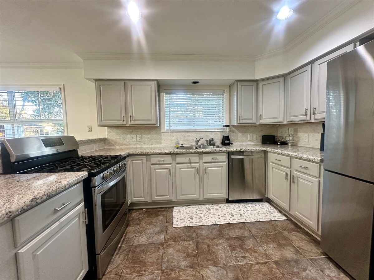 Photo - 5329 Pagewood Ln