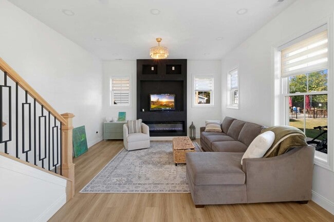 Photo - 11 Great Lp W Dr