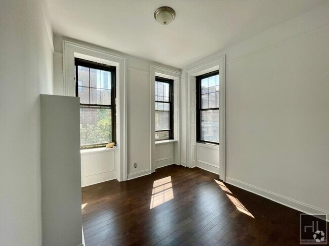 Building Photo - LEXINGTON AVENUE Rental