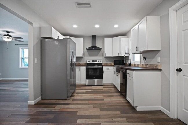 Photo - 213 S Bougainvillea Ave