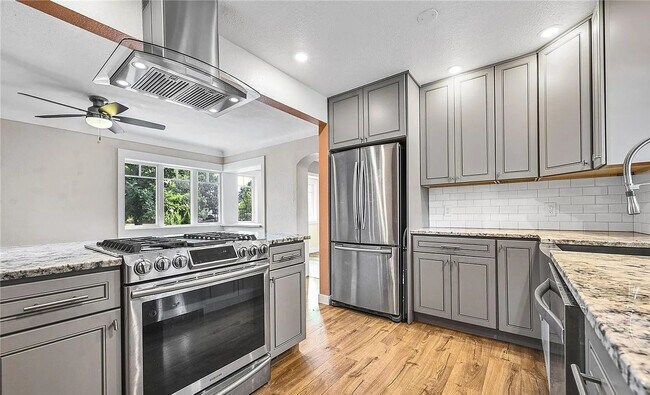 Photo - 3BD, 3BA Home Near Central Park with Bonus Casita