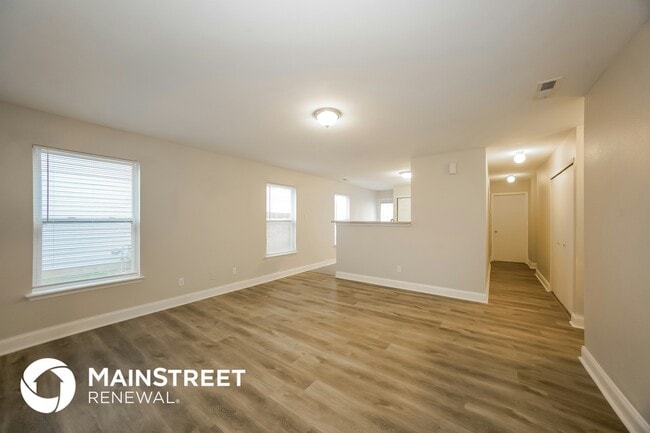 Photo - 8431 Sansa St