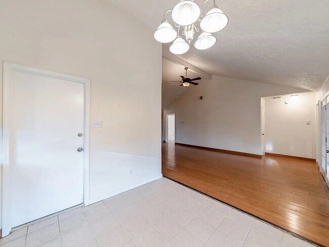 Photo - 16727 Royal Mile Ln