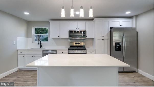 Photo - 432 Vernon St