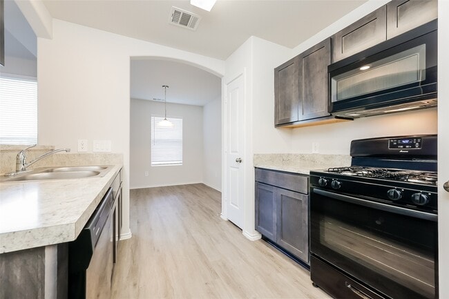 Photo - 943 Imperial Heights Dr