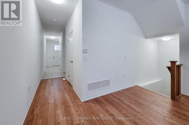 Photo - 474 Provident Wy