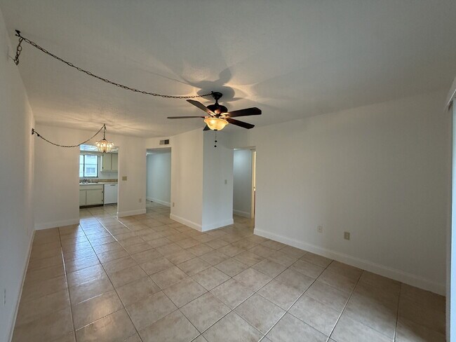 Photo - 2 bedroom, 2 bathroom in College Pines! Unit 301