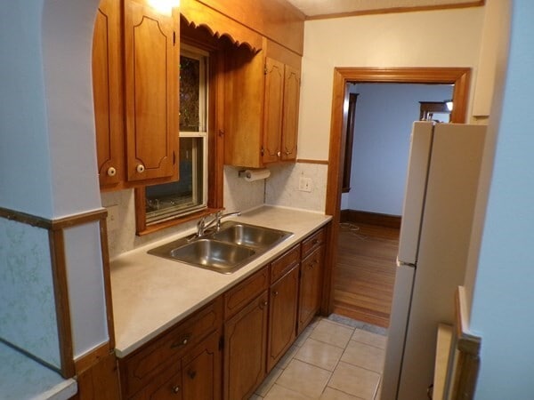 Photo - 230 Broadway Unit #2